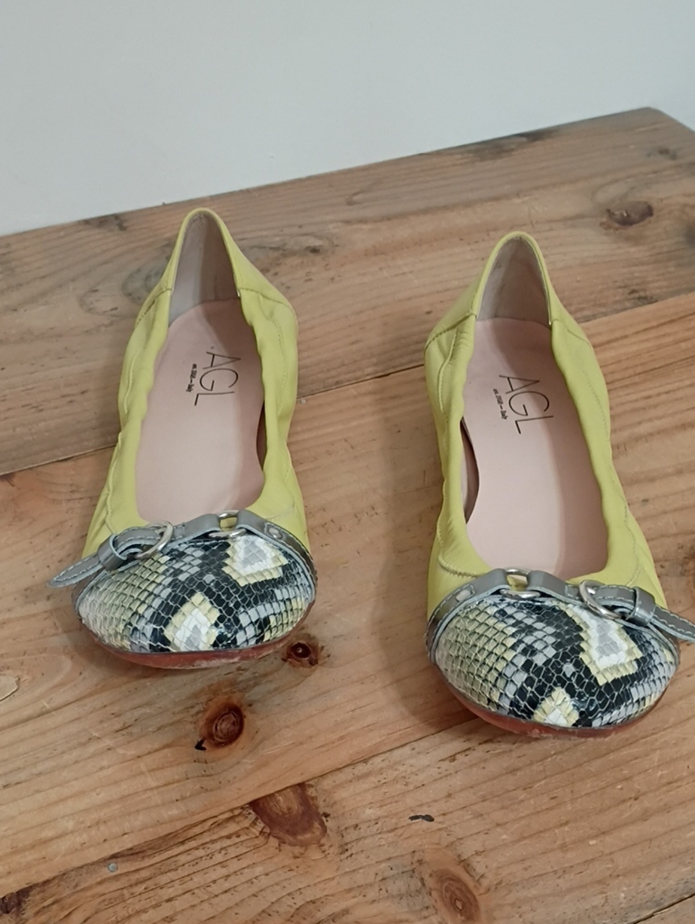 AGL Monika Yellow Python Cap Toe Ballet Flat Size 42 Made in Italy - Picture 3 of 9
